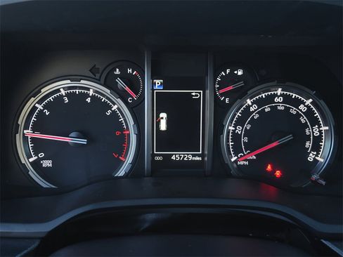 Used 2023 Toyota 4Runner TRD Off-Road Premium image 18