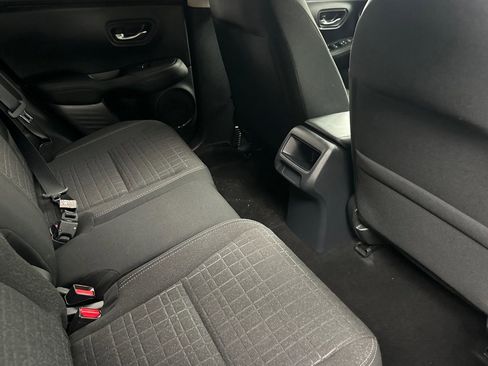 Used 2025 Honda HR-V LX image 29