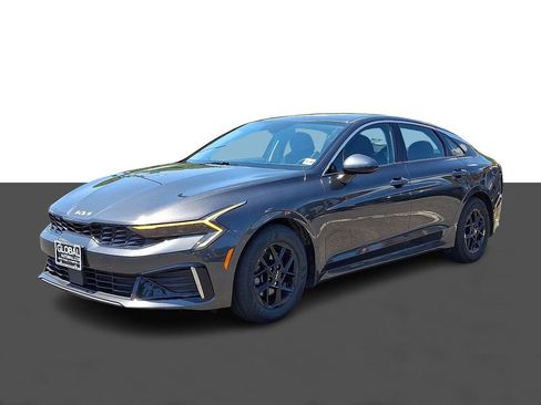 Used 2025 Kia K5 LXS FWD image 3