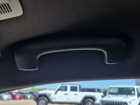 Certified 2023 Dodge Durango GT image 51