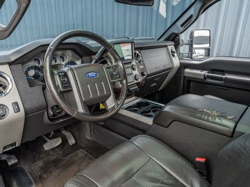 Used 2015 Ford F250 Lariat w/ Lariat Ultimate Package AWD/4WD image 22