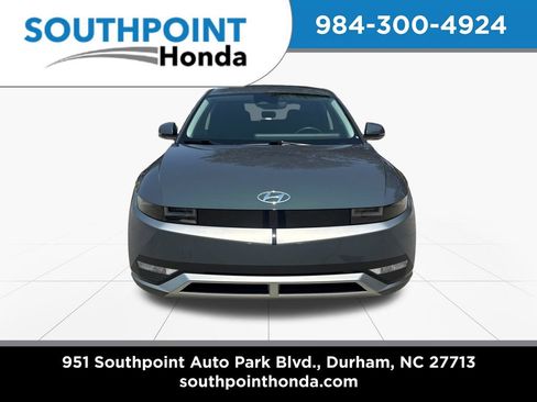 Used 2024 Hyundai Ioniq 5 SE RWD image 2