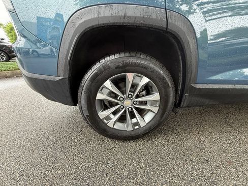 Used 2026 Chevrolet Equinox LT AWD/4WD image 33