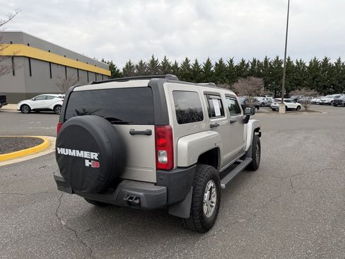 Used 2008 HUMMER H3 Luxury image 5