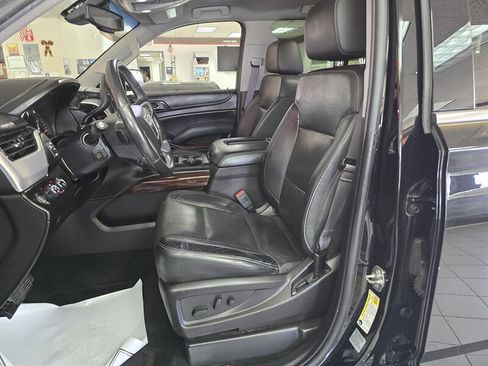Used 2016 GMC Yukon SLT image 10