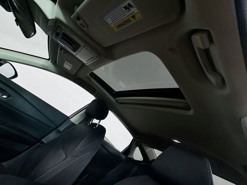 Used 2025 Honda Accord SE image 14