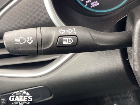 Used 2025 Chevrolet Malibu LT FWD image 22