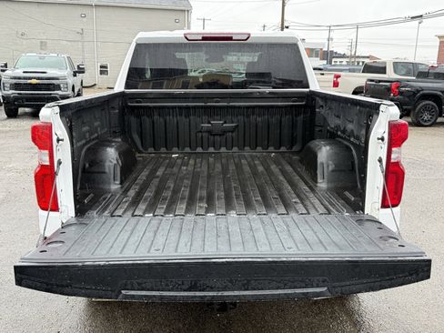 Used 2023 Chevrolet Silverado 1500 LT Trail Boss w/ Protection Package image 32