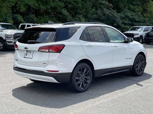 Used 2024 Chevrolet Equinox RS FWD image 8