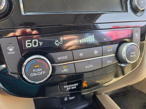 Used 2019 Nissan Rogue SL w/ Premium Package AWD/4WD image 25