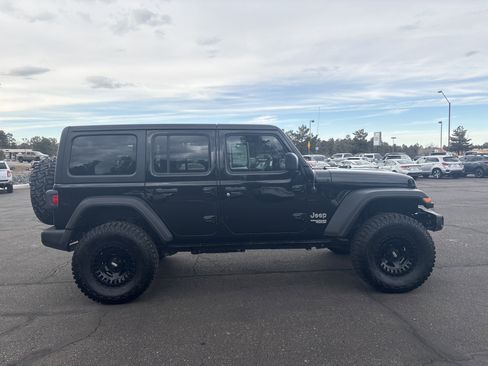 Used 2021 Jeep Wrangler Unlimited Sport image 8