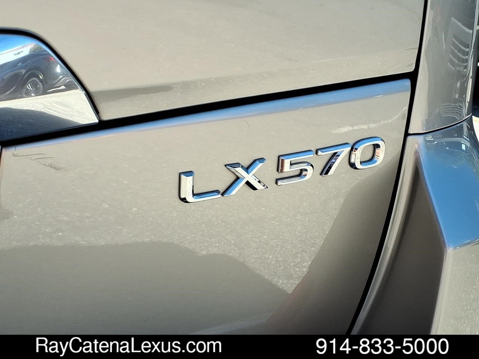 Certified 2021 Lexus LX 570 4WD w/ Luxury Package image 18