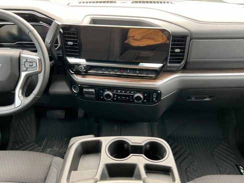 Used 2025 Chevrolet Silverado 1500 RST w/ Z71 Off-Road Package image 14