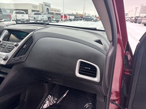 Used 2016 Chevrolet Equinox LT w/ Convenience Package image 25