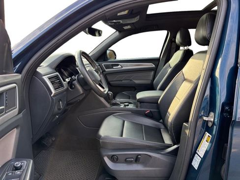 Used 2021 Volkswagen Atlas Cross Sport SE image 14