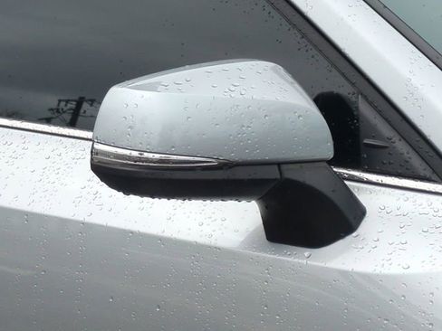 Used 2025 Toyota Grand Highlander FWD image 12