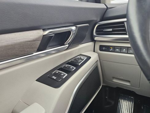 Used 2022 Kia Telluride EX w/ EX Premium Package image 31