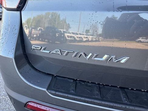 New 2026 Ford Explorer Platinum RWD image 4