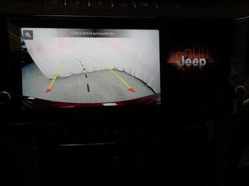 New 2026 Jeep Grand Cherokee Altitude image 24