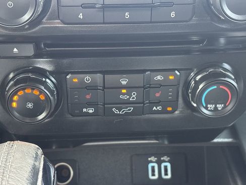 Used 2016 Ford F150 XLT w/ Equipment Group 302A Luxury RWD image 23