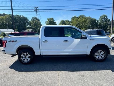 Used 2015 Ford F150 XLT AWD/4WD image 10
