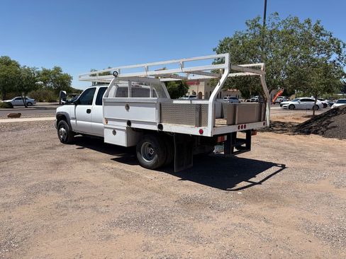 Used 2006 GMC Sierra 3500 W/T RWD image 4