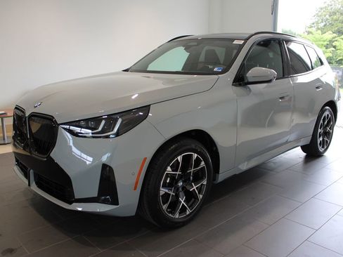 New 2026 BMW X3 xDrive30 w/ Premium Package AWD/4WD image 11