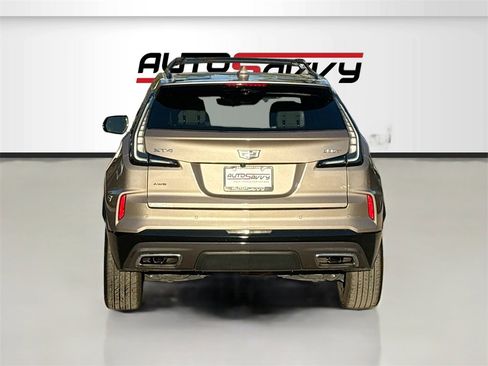 Used 2024 Cadillac XT4 Sport image 6