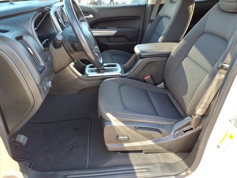 Used 2022 Chevrolet Colorado LT image 15
