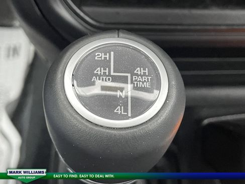 Used 2022 Jeep Wrangler Unlimited Sahara w/ Cold Weather Group image 29