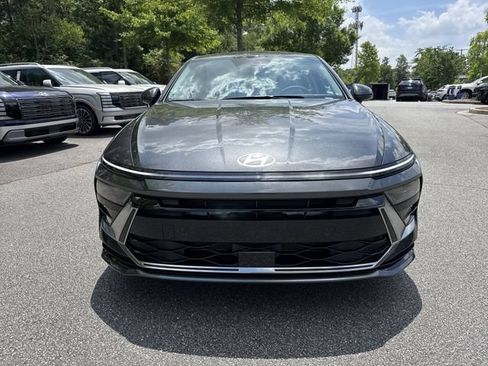 New 2026 Hyundai Sonata SEL FWD image 2
