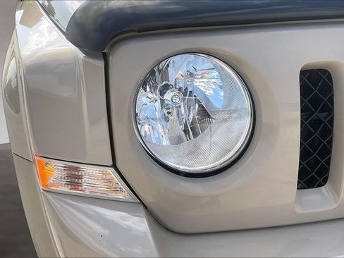 Used 2016 Jeep Patriot Sport w/ Power Value Group FWD image 28