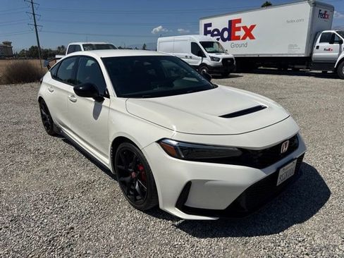 Used 2025 Honda Civic Type R image 4