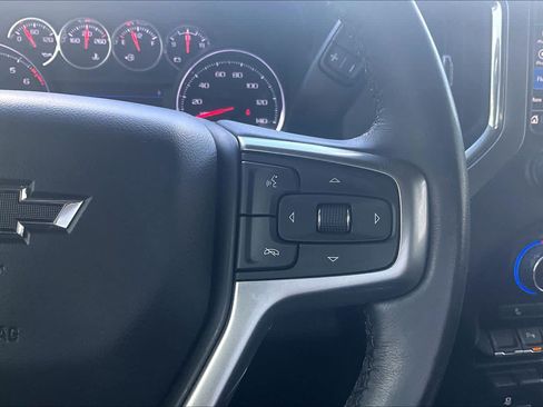Used 2021 Chevrolet Silverado 1500 LT Trail Boss w/ Convenience Package II AWD/4WD image 21