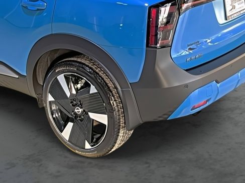 New 2026 Nissan Kicks SR w/ SR Premium Package image 9