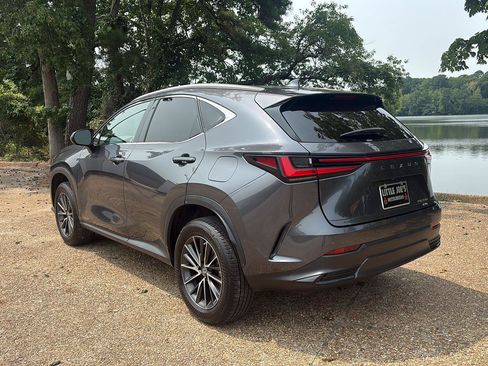 Used 2022 Lexus NX 350 AWD image 8
