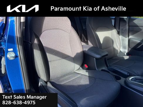 Used 2024 Kia Forte LXS w/ LXS Technology Package image 17