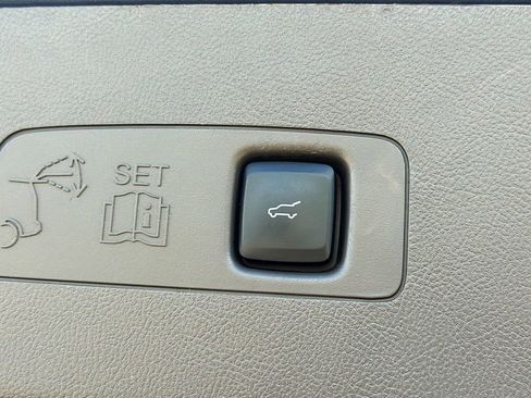 Used 2022 Lincoln Corsair Standard image 14