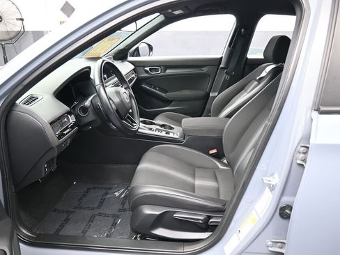 Used 2023 Honda Civic Sport image 11