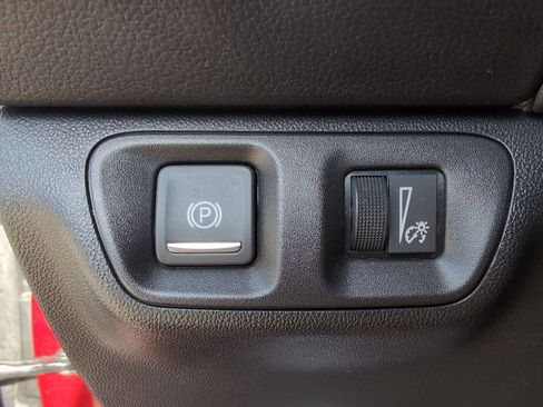 Used 2023 GMC Acadia SLT image 23