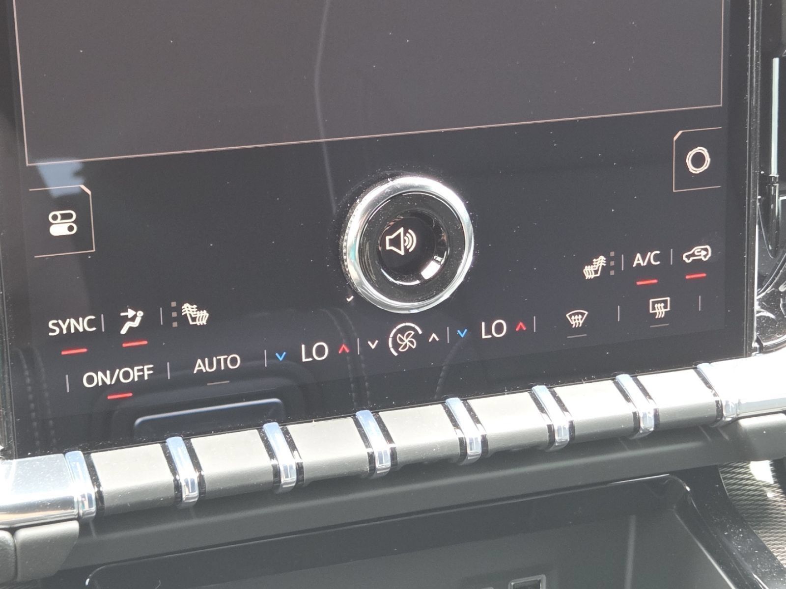 New 2026 GMC Yukon Elevation w/ LPO, Elevation Black Package AWD/4WD image 35