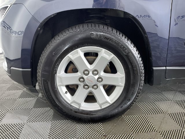 Used 2015 GMC Acadia SLE AWD/4WD image 16