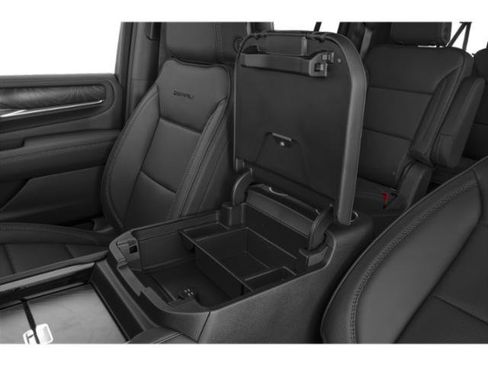 Used 2021 GMC Yukon XL Denali w/ Denali Ultimate Package AWD/4WD image 17