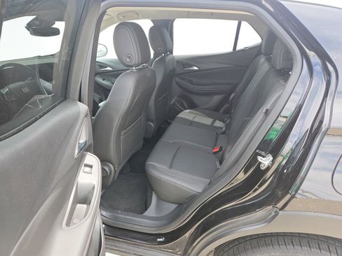 Used 2025 Buick Encore GX Preferred AWD/4WD image 28