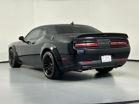 Used 2022 Dodge Challenger R/T Scat Pack RWD image 5