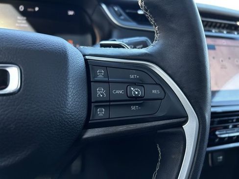 Used 2022 Jeep Grand Cherokee L Limited w/ MOPAR Finishing Package image 17