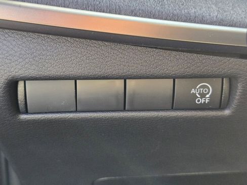 New 2026 Nissan Kicks SV image 17