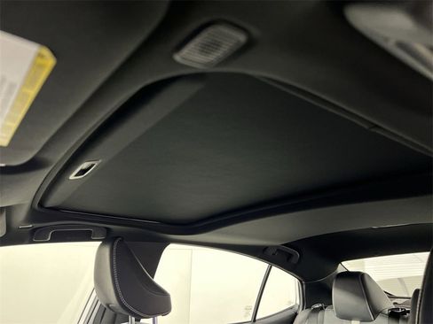 Used 2025 Toyota Camry SE image 24