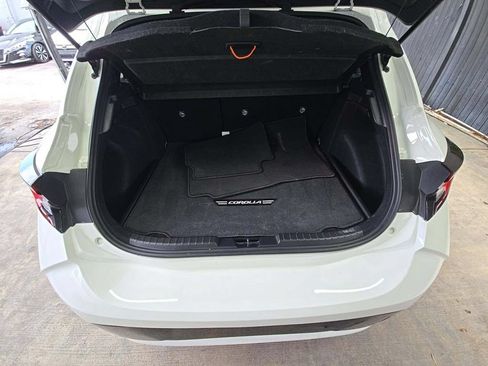 Used 2025 Toyota Corolla SE FWD image 13