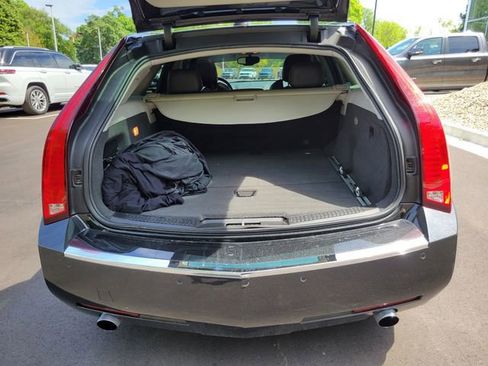 Used 2011 Cadillac CTS V RWD image 25